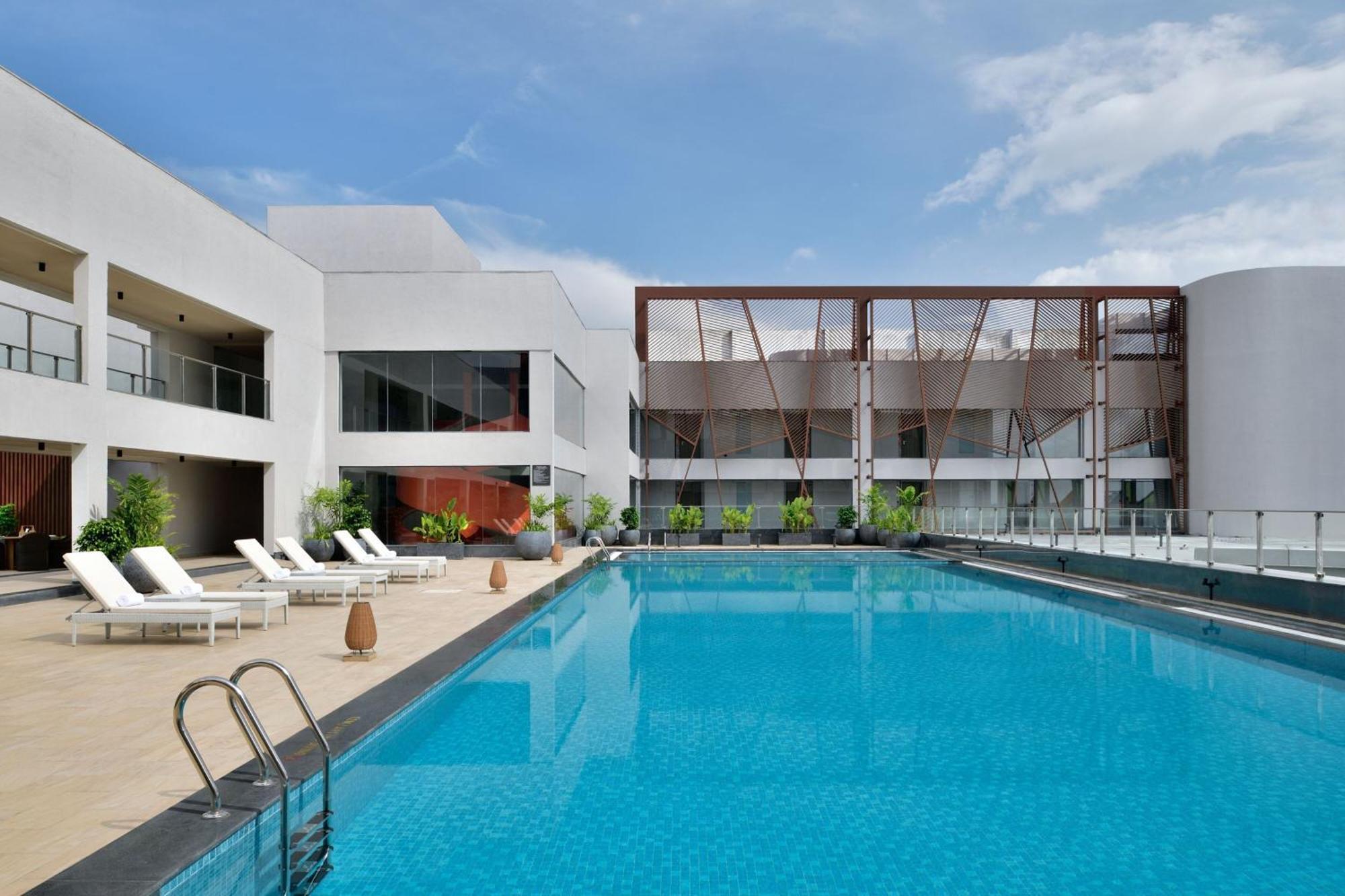 The Artiste, Kochi, A Tribute Portfolio By Marriott Hotel Exterior photo